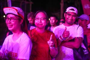 BIB: 
                            <button type="button" onclick="openModal(26532504)" class="btn btn-primary btn-sm float-right btn-popup" data-toggle="modal" data-target=".modal-high-quality">
                        <i class="fas fa-shopping-cart"></i> Add to Cart
                    </button>
                                            <button type="button" onclick="isThisMe(26532504, true)" class="btn btn-success btn-sm float-right btn-popup btn-isme hidden" data-toggle="tooltip" data-placement="bottom" title="นี่คือรูปของคุณใช่ไหม คลิกที่นี่เพื่อเอาเข้าอัลบั้ม">
                        <i class="fas fa-plus"></i> Add to album
                    </button>
                    <button type="button" onclick="isThisMe(26532504, false)" class="btn btn-warning btn-sm float-right btn-popup btn-isnotme hidden">
                        <i class="fas fa-ban"></i> Remove from album
                    </button>